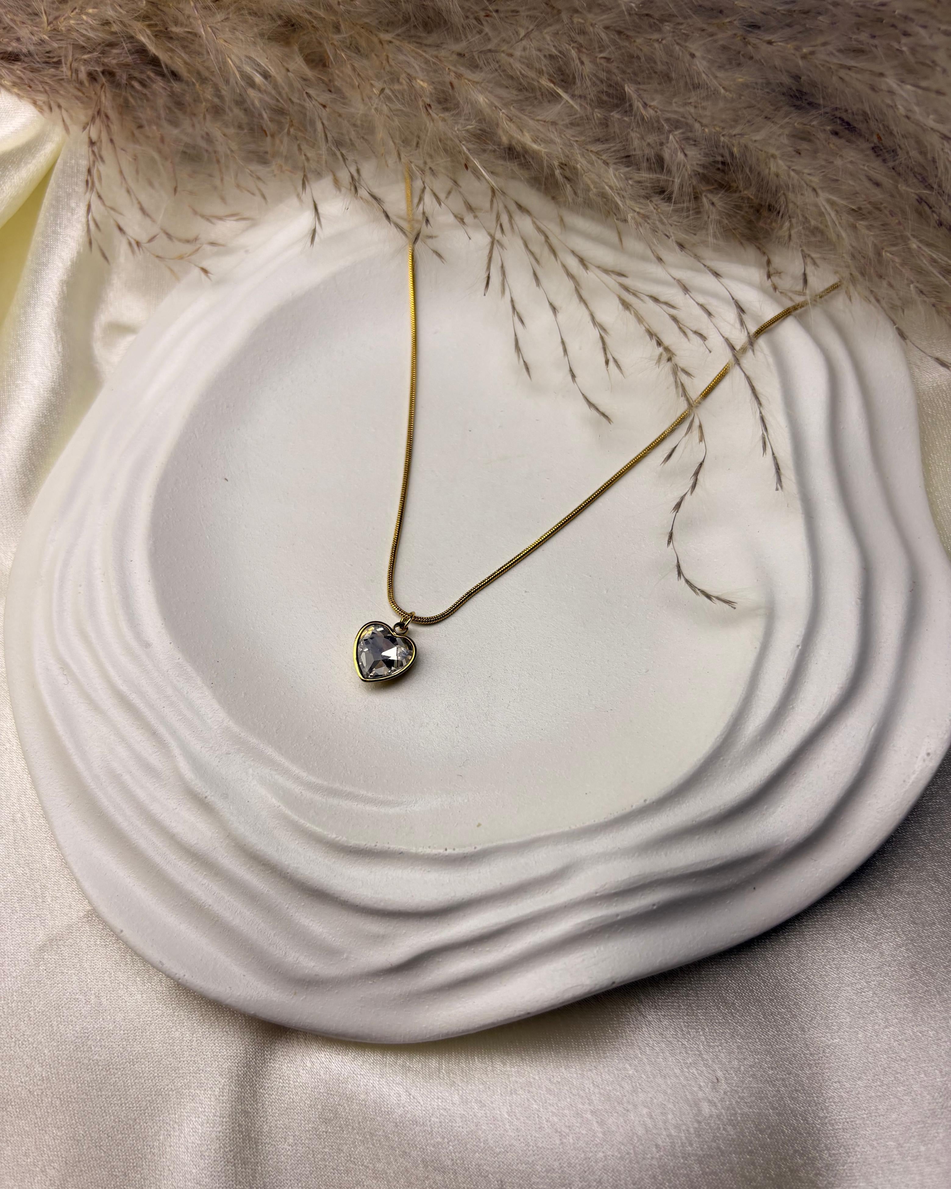 Dainty Diamond Heart Necklace