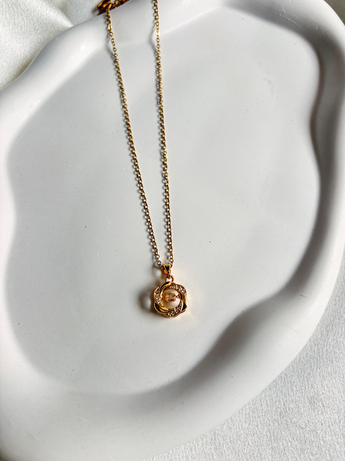 Dancing Diamond Necklace