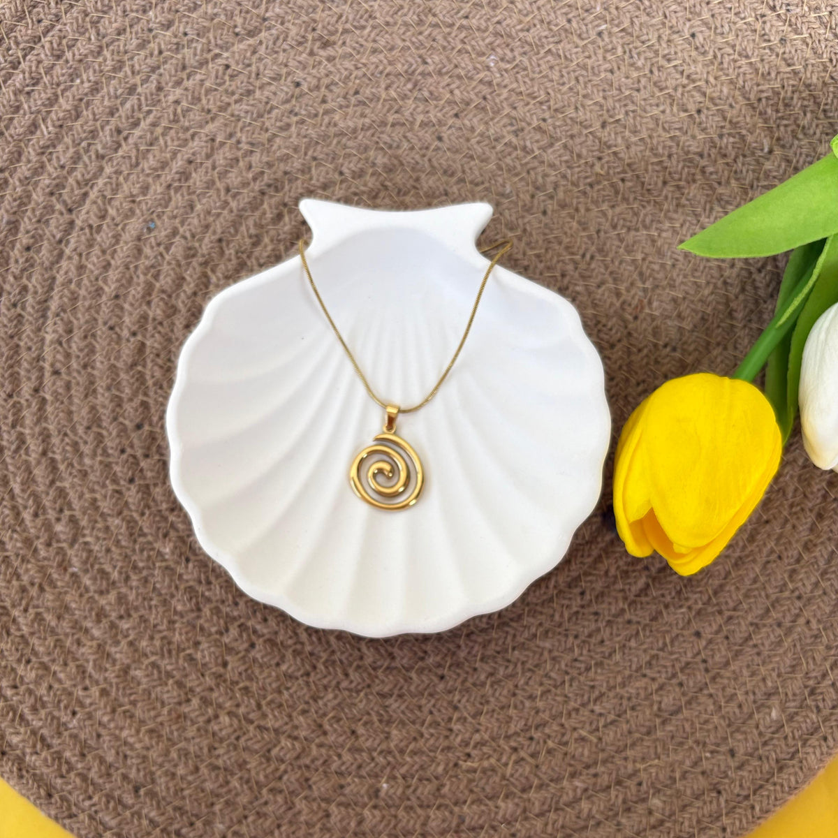 Spiral Beach Tide Necklace