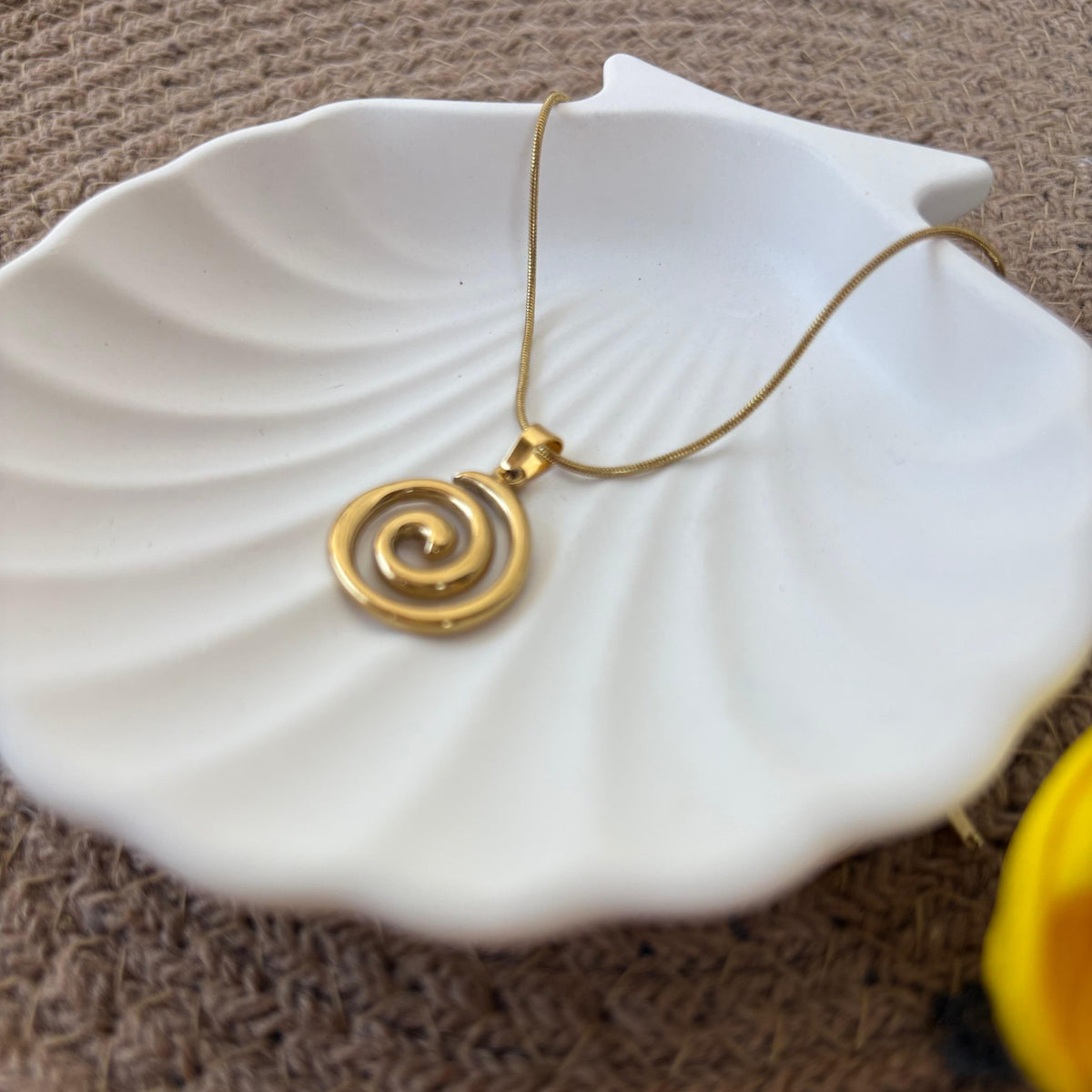 Spiral Beach Tide Necklace