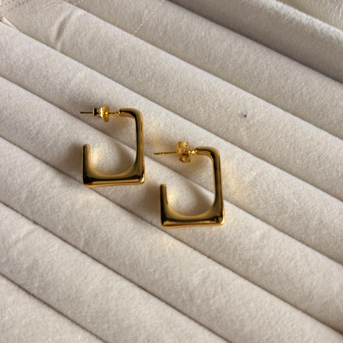 Half Square Hoops