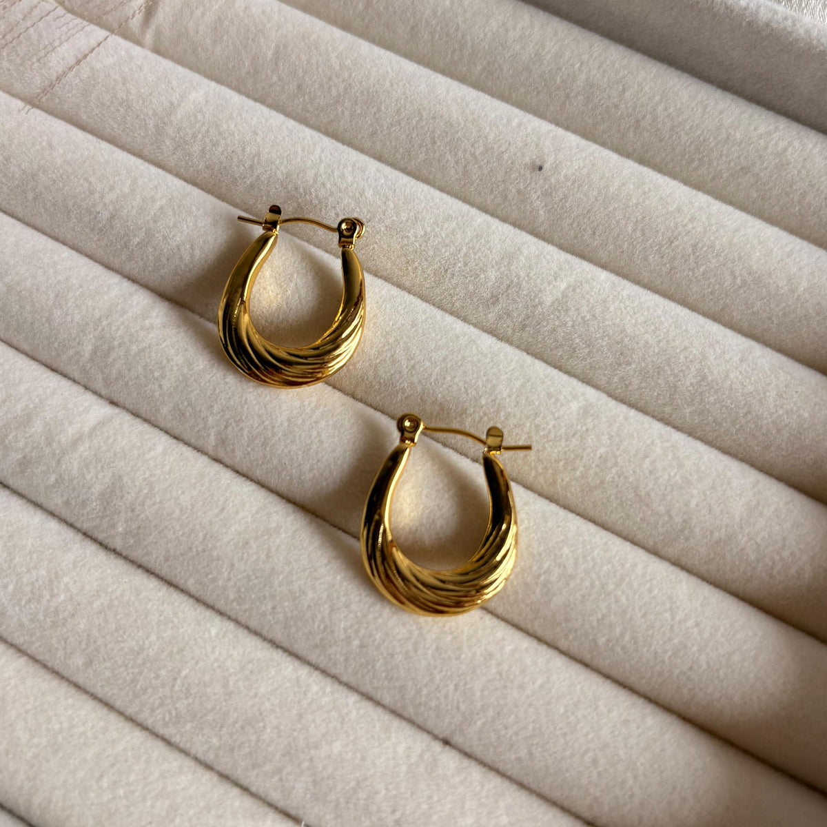 U Shape Hoops