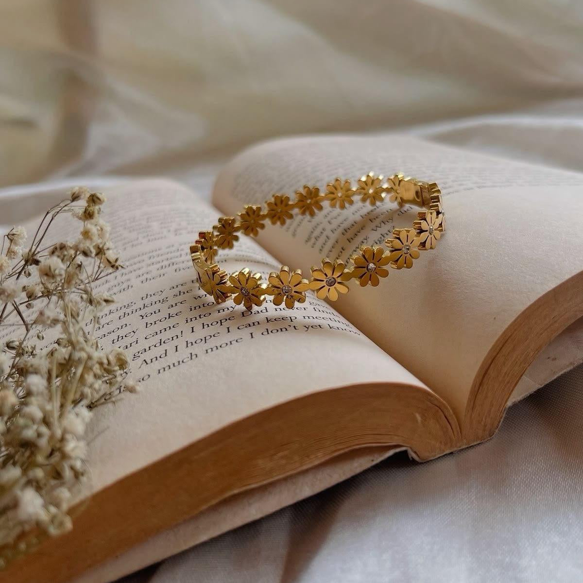 Floral Kada-Bangle