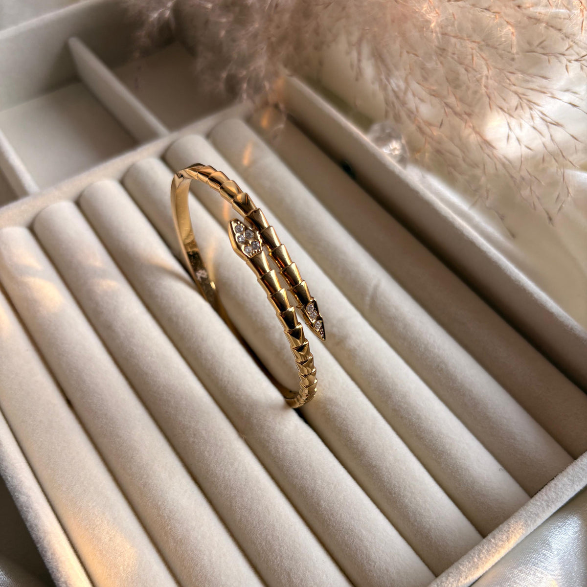 Snake Kada – Bangle