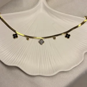 Eternal Clover Bracelet